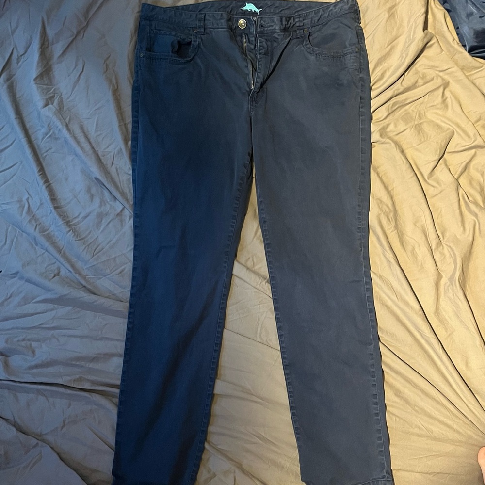 40x36 Tommy Bahama Pants Never worn great condition